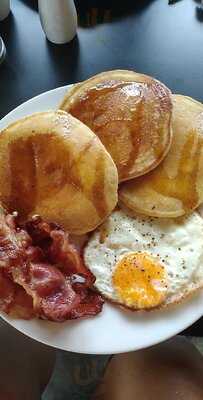 Master's Cup Coffee House