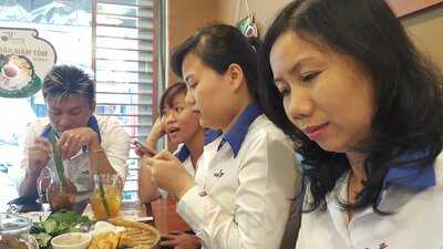 Nhà Hàng Ơ Thương