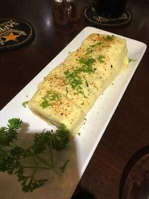 Raku - Japanese Cuisine