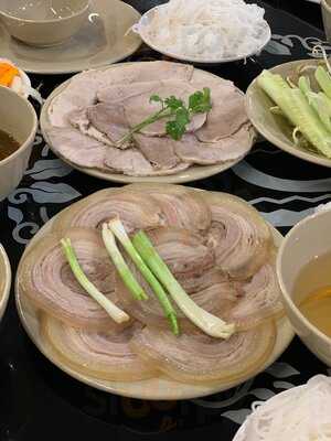 Nhà Hàng Hoàng Ty