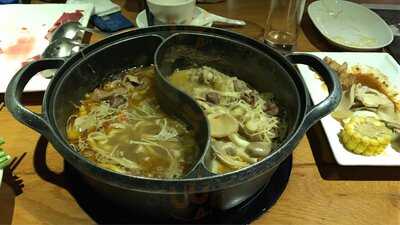 Ba Con Cuu Cao Thang