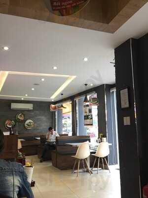 Great Banh Mi & Cafe