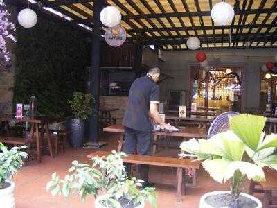 Nhà Hàng Vương Quốc Tôm