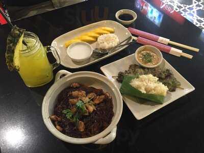 Nhà Hàng Ngon Asia House