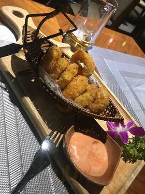 Nhà Hàng Millennium