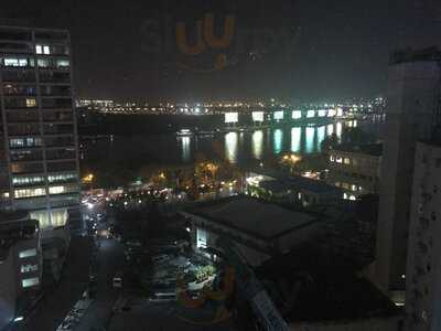 Nhà Hàng Millennium