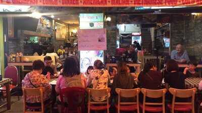 Hương Vy 2 Sport Bar