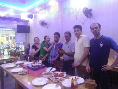 Nhà Hàng Taj Mahal