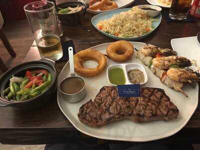 Nhà Hàng Carolina's