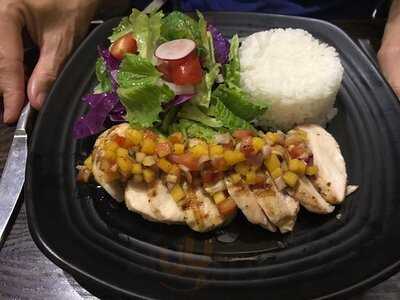 Nhà Hàng Carolina's