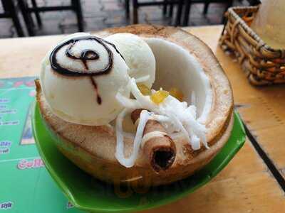 Quán Dừa Bến Tre 190 Bạch Đằng