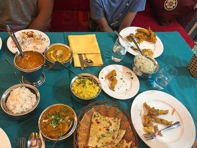 Nhà Hàng Ấn Độ Namaste Omar