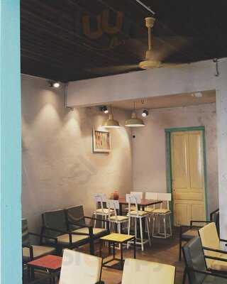 Quán Cloudy Nitrogen Icecream & Drinks