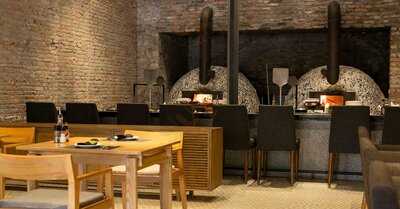 Pizza 4p's Trang Tien