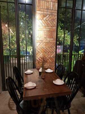 Dong Phu 1932 Vietnamese Cuisine