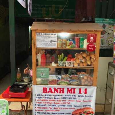 Bánh Mì 14
