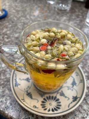 Puku Cafe And Sports Bar