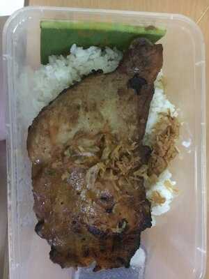 Nhà Hat - Trần Quốc Hoàn