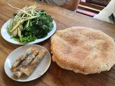 Quan Mi Quang Ba Mua