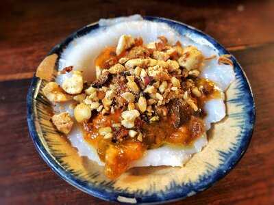 Quan Mi Quang Ba Mua