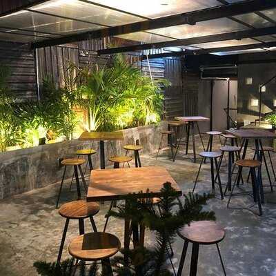 The Secret Garden Pub & Cafe