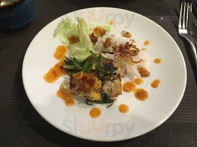 Duong's Restaurant Saigon & Cooking Class