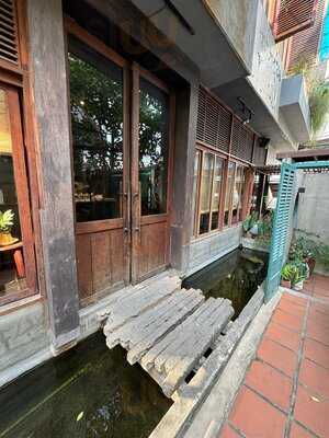 Here & Now_nhà Hàng Chay Và Cafe