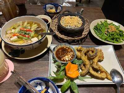 Here & Now_nhà Hàng Chay Và Cafe