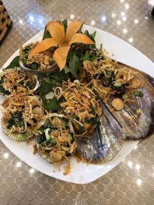 Nhà Hàng Út ThƯƠng