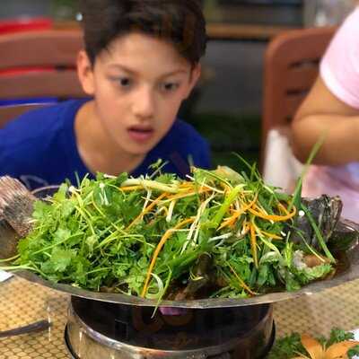 Nhà Hàng Út ThƯƠng