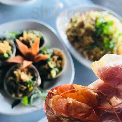 Nhà Hàng Út ThƯƠng