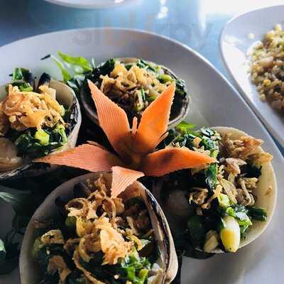 Nhà Hàng Út ThƯƠng