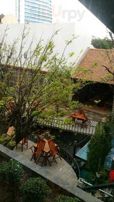 Danang Corner Restaurant