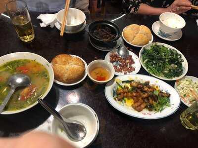 Cơm Niêu Nhà Đỏ