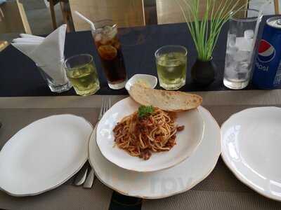 Ruby Bistro Cafe & Restaurant