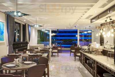 Pistachio My Khe Restaurant