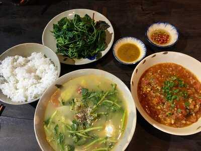 Chuyện Nàng Dâu Restaurant