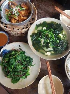 Chuyện Nàng Dâu Restaurant