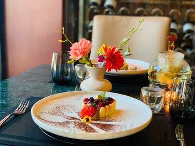 Sunset Restaurant & Wine Bar