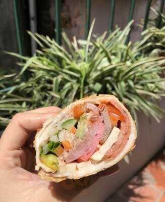 C'est La - Bánh Mì & Toast