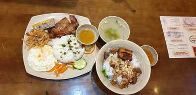 Cơm Tấm Quận Nhứt