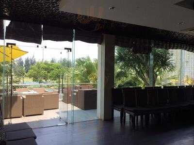 Sun Ocean Cafe & Restaurant