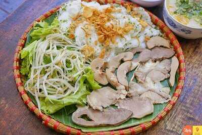 Ngoc Lan Restaurant And Hotel