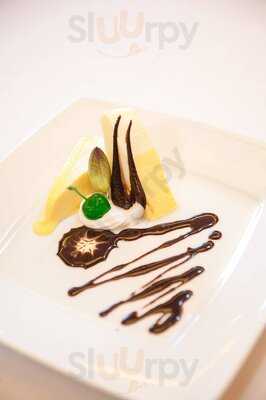 Ngoc Lan Restaurant And Hotel