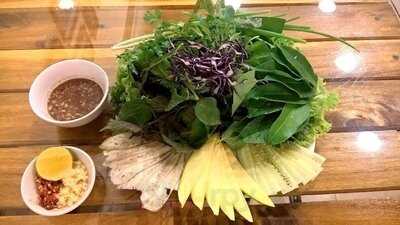 Bánh Tráng Thịt Heo Quỳnh Đại Lộc