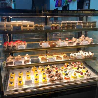 Bánh Kem Ái Hồng