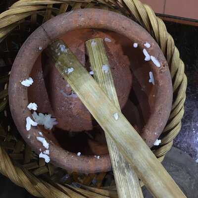 Quán Cơm Niêu 3 Cá Bống