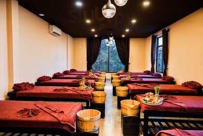 Trân Châu Restaurant & Spa