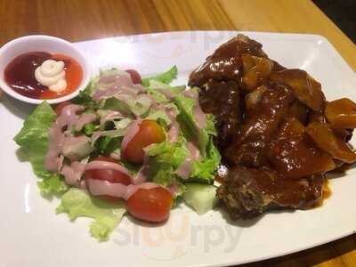 Nhà Hàng Titi Trân