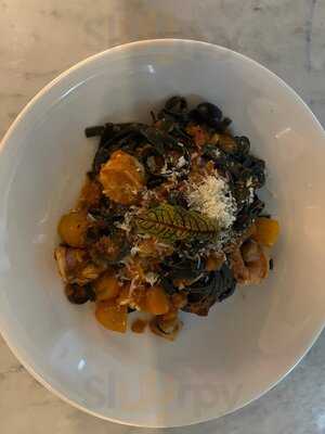 The Sail Restaurant & Bar